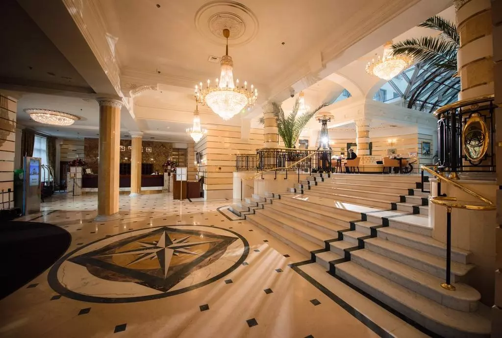 hotel ambassador saint petersburg_shabavizparvaz_06.jpg